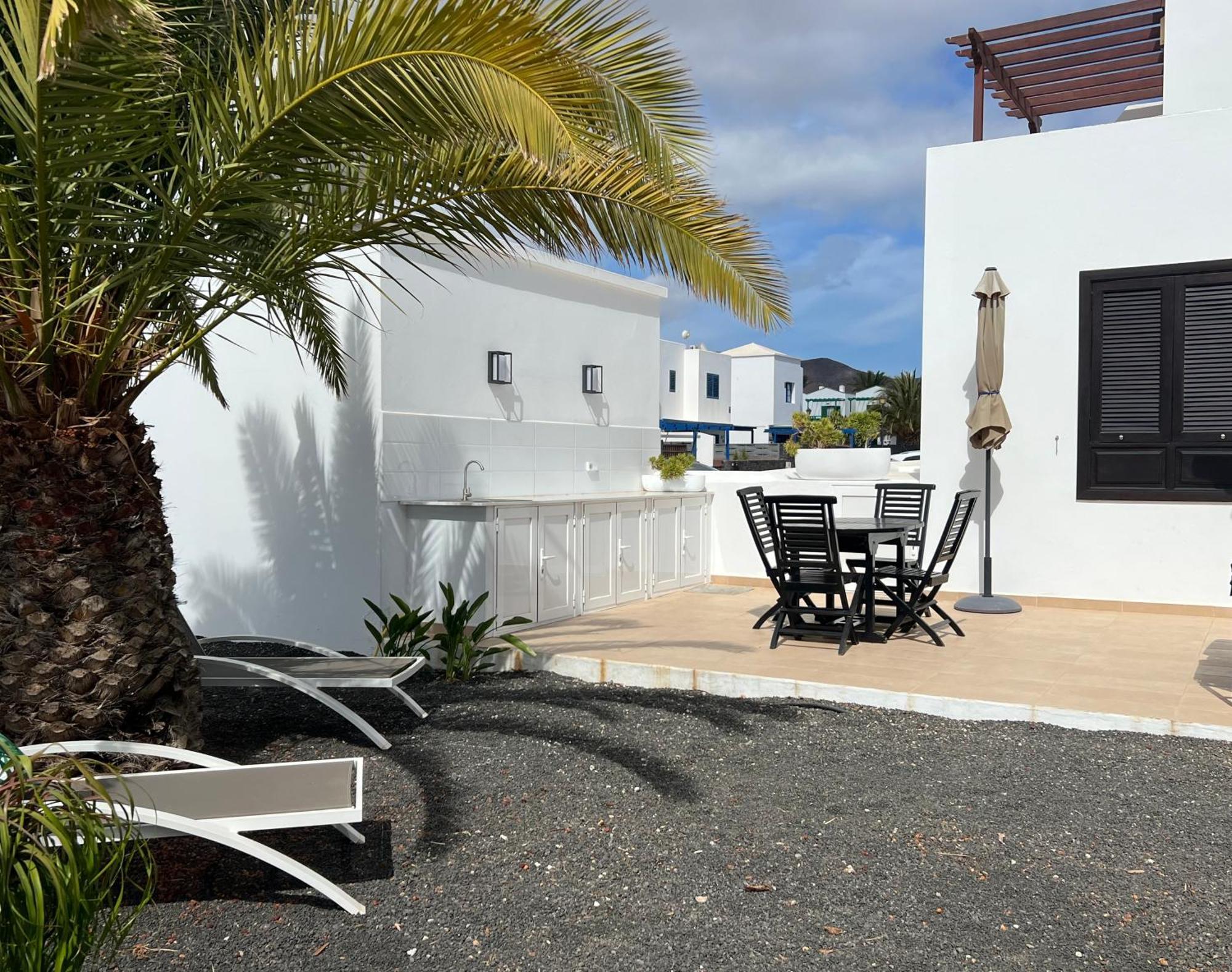 Lovely Casa Felicidad, Swimming Pool, Wifi X Private Garden Playa Blanca  Zewnętrze zdjęcie